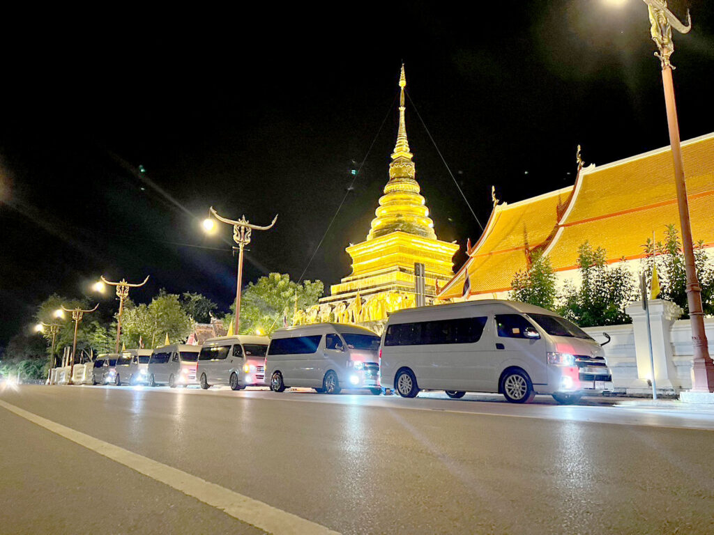 เช่าตู้รถพร้อมคนขับ รถตู้เช่าน่าน ราคาถูก ท่องเที่ยวน่านหรือเดินทางไปต่างจังหวัด