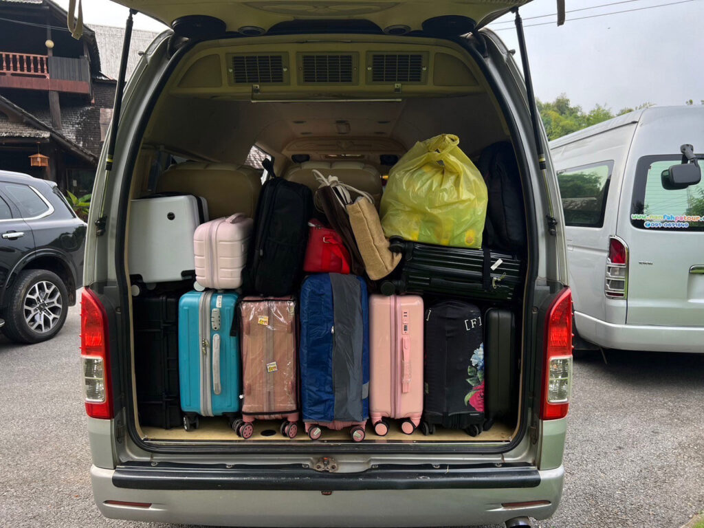 เช่าตู้รถพร้อมคนขับ รถตู้เช่าน่าน ราคาถูก ท่องเที่ยวน่านหรือเดินทางไปต่างจังหวัด